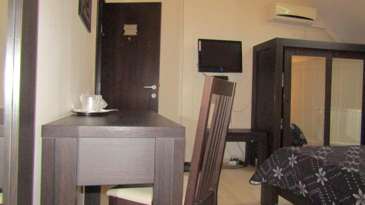Rami House Central Double Rooms บราชอฟ ภายนอก รูปภาพ