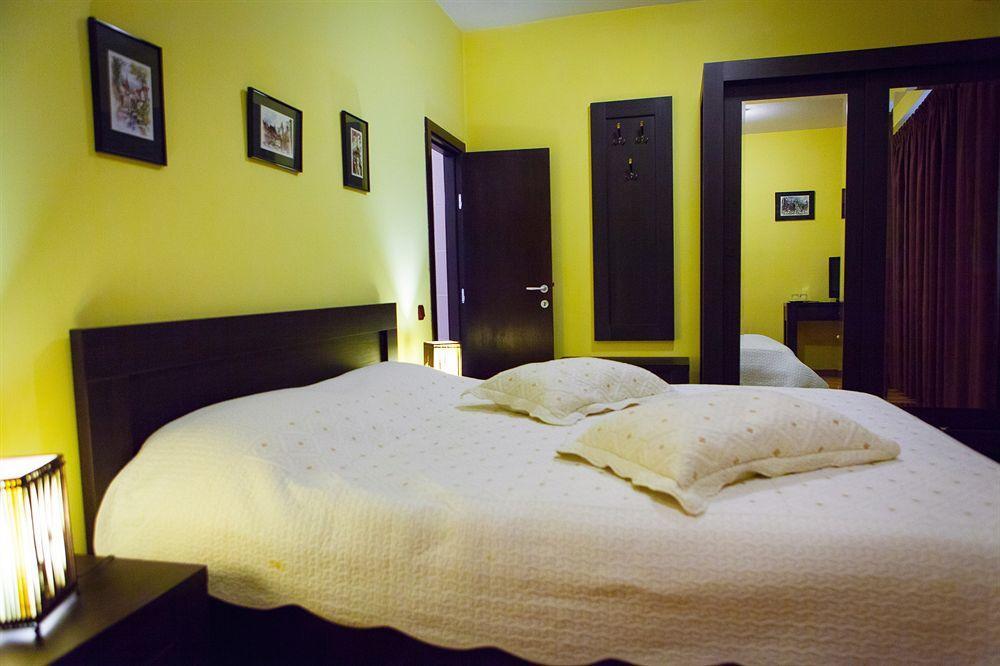 Rami House Central Double Rooms บราชอฟ ภายนอก รูปภาพ