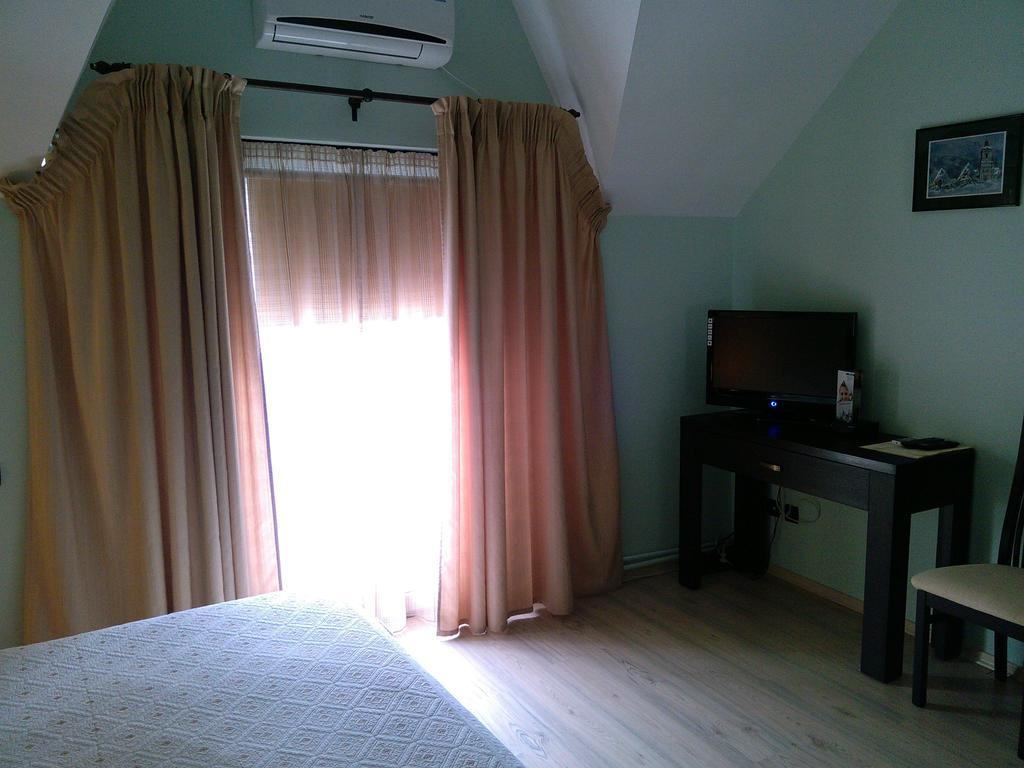 Rami House Central Double Rooms บราชอฟ ห้อง รูปภาพ